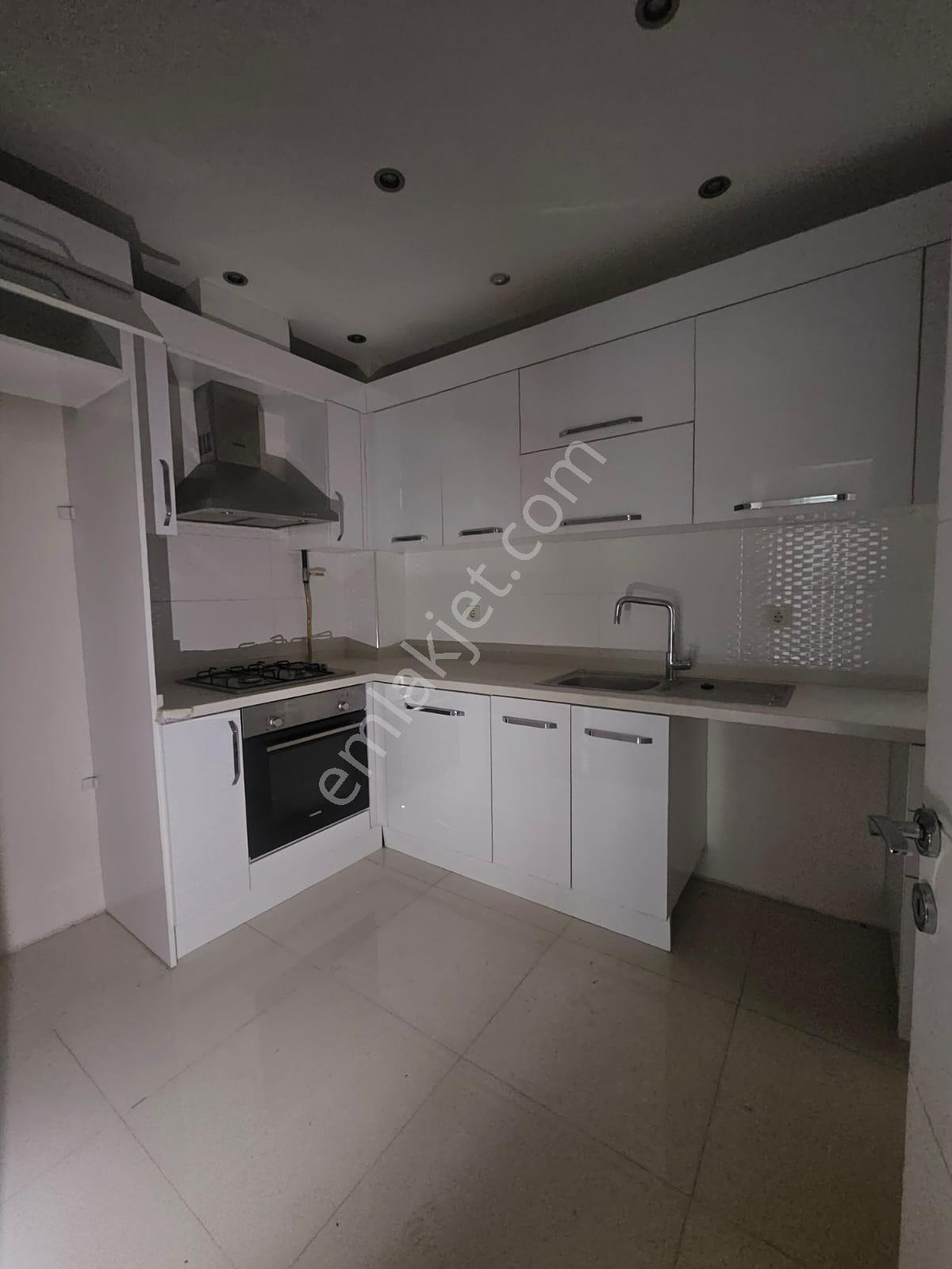 Balıkesir.karesi,ege Mah.demirdağ Emlaktan Kiralık 2+1 Kombili,asansörlü Daire.