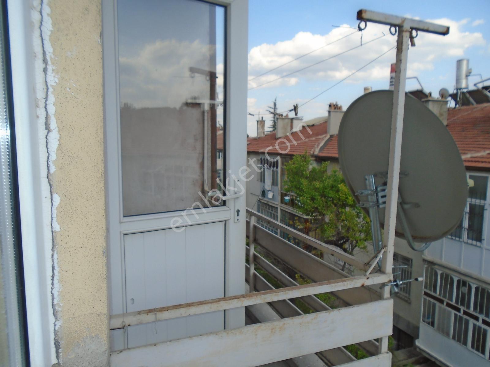 Cumhuriyet Mahallesi Aile Muhitinde 2+1 100m2 Kiralık Daire - Görsel 11