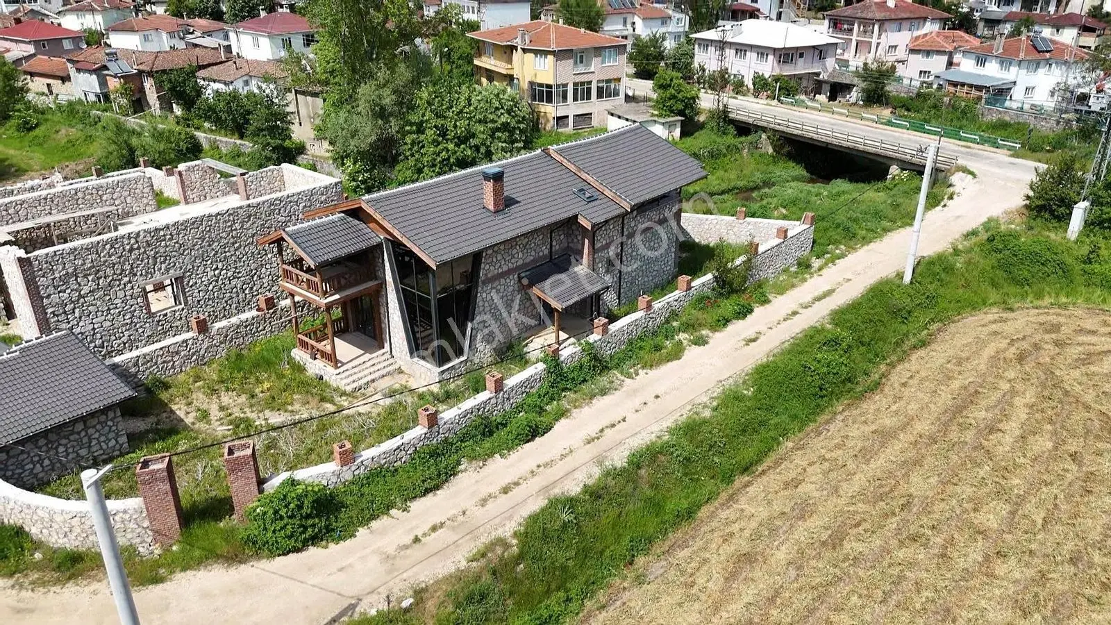 Kırklareli Dereköy 3+1 Doğa Manzaralı 265 M2 Lüks Taş Villa - Görsel 3