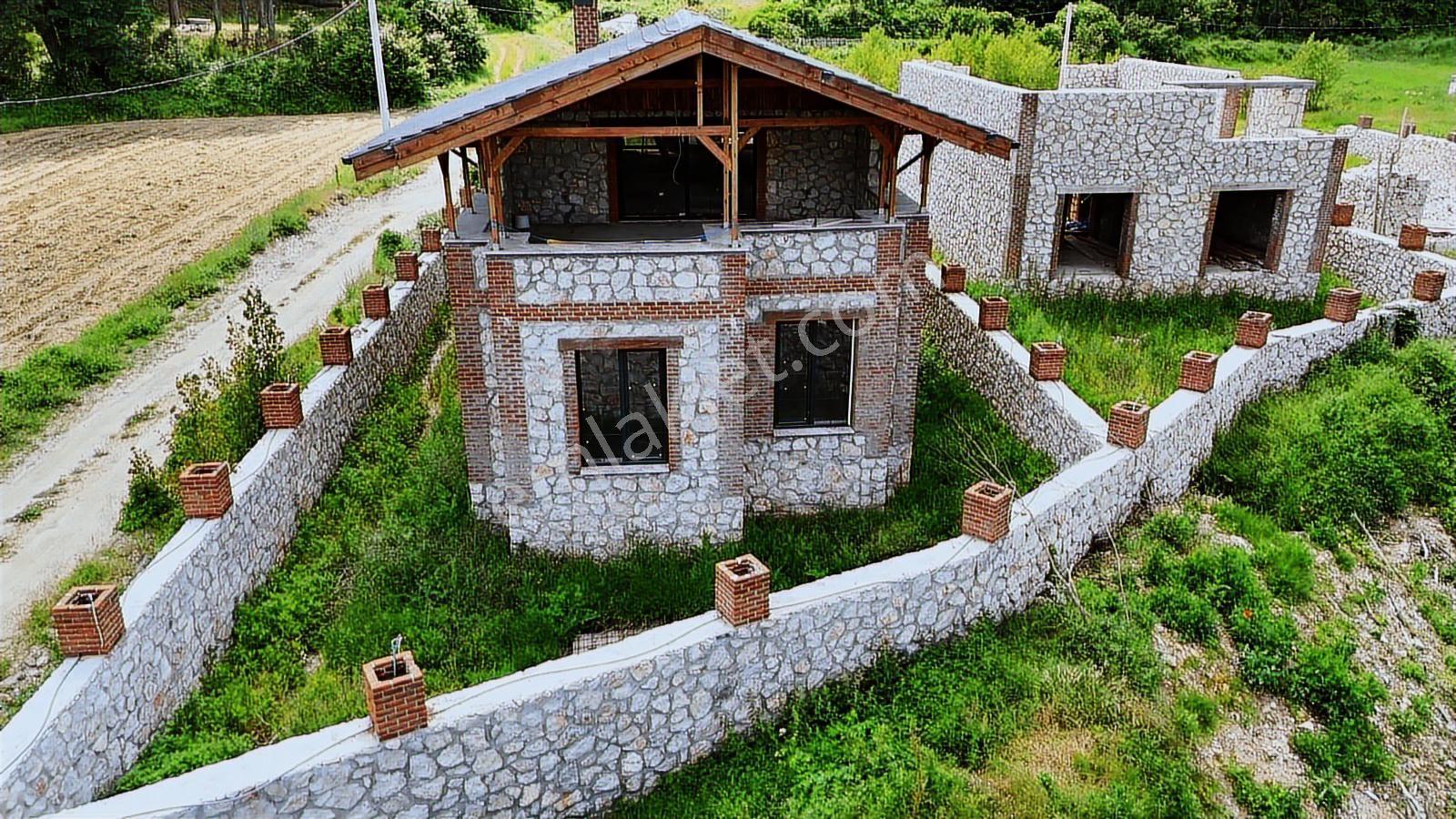 Kırklareli Dereköy 3+1 Doğa Manzaralı 265 M2 Lüks Taş Villa - Görsel 18