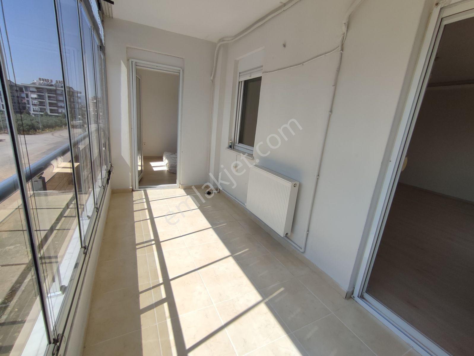 Yeniköy'de Geniş, Doğalgazlı, Asansörlü Kiralık 3+1 Daire - Görsel 15