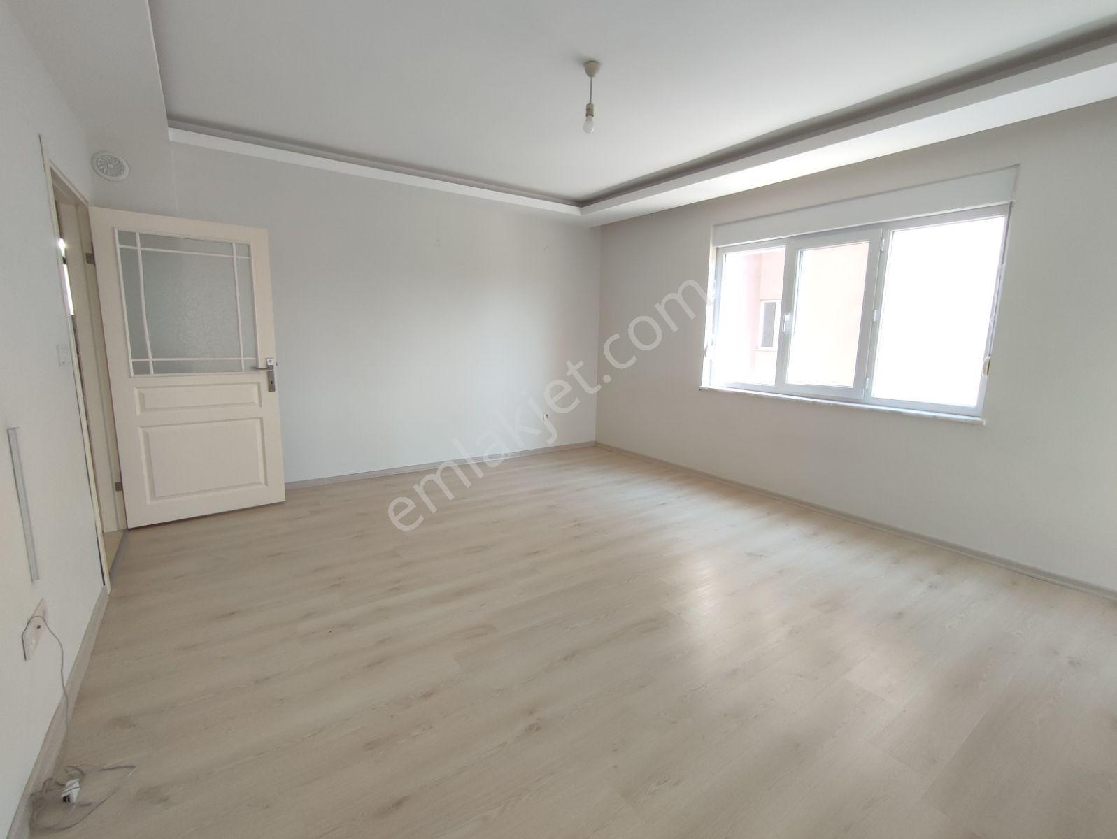 Yeniköy'de Geniş, Doğalgazlı, Asansörlü Kiralık 3+1 Daire - Görsel 4