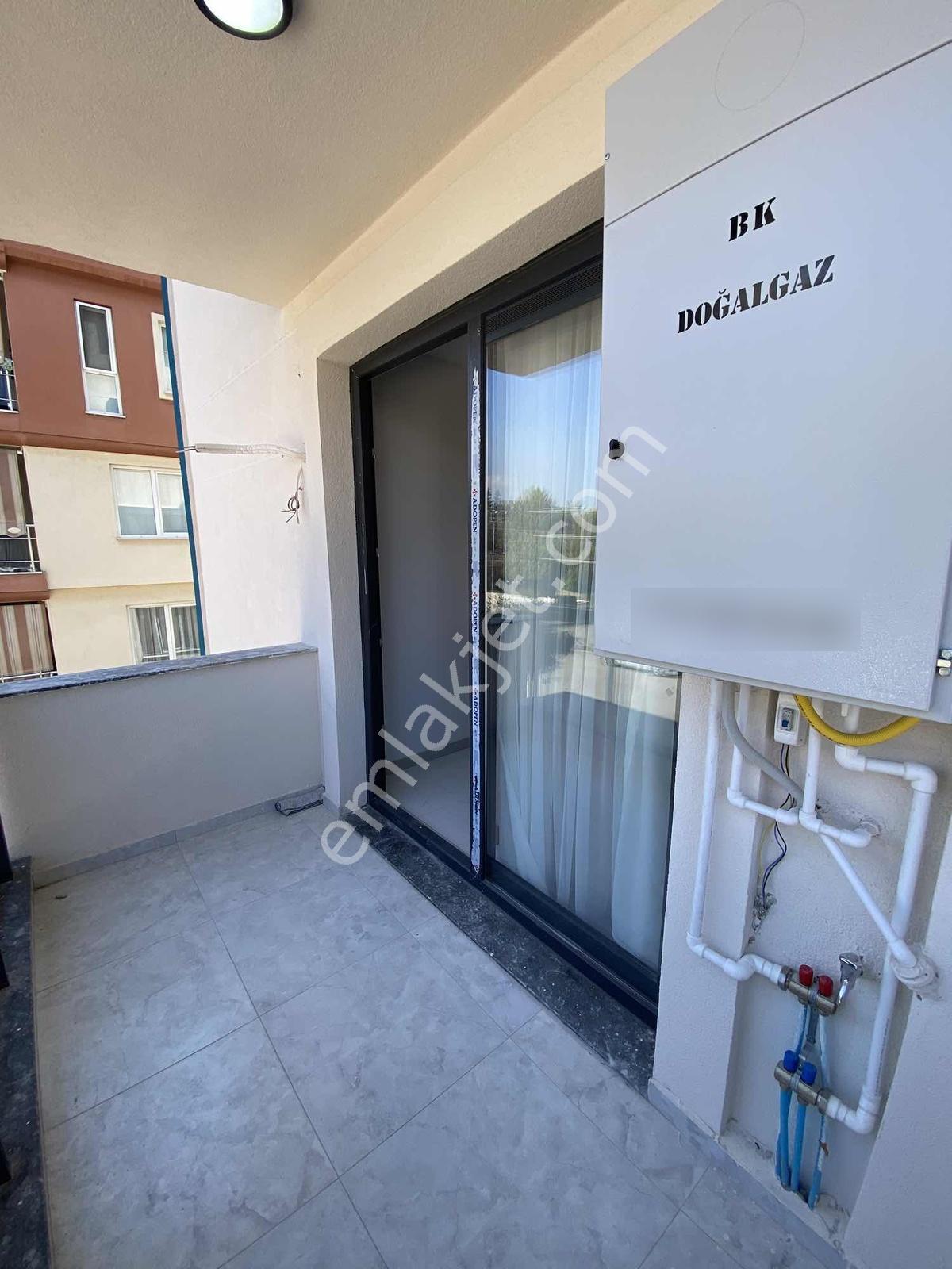 Bursa Caddesinde Balkonlu Ön Cephe 1+1 Sıfır Kiracılı Apt - Görsel 26