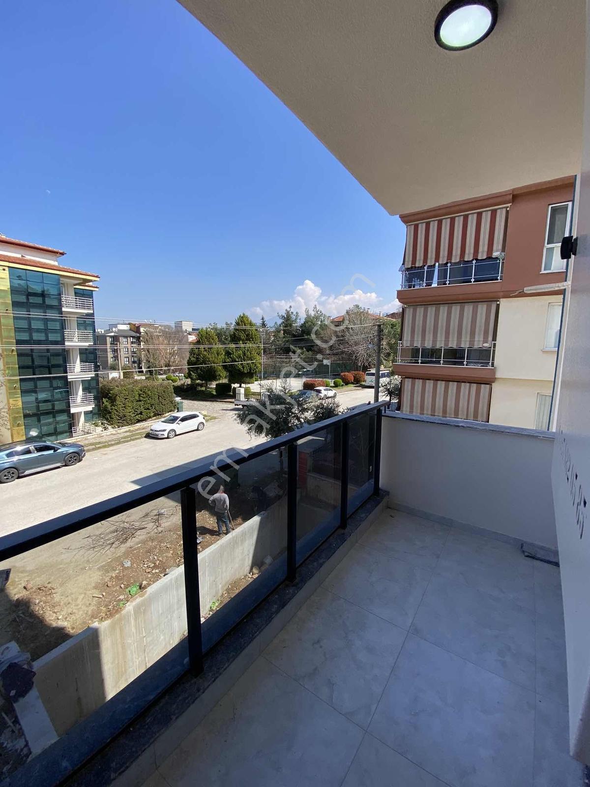 Bursa Caddesinde Balkonlu Ön Cephe 1+1 Sıfır Kiracılı Apt - Görsel 25