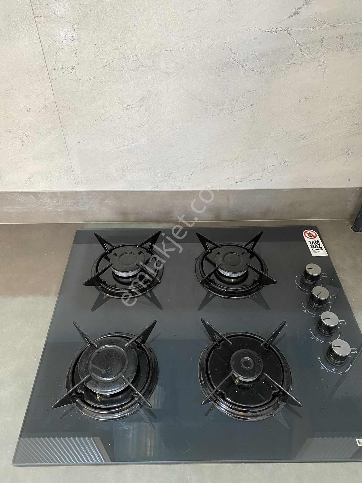 Bursa Caddesinde Balkonlu Ön Cephe 1+1 Sıfır Kiracılı Apt - Görsel 22