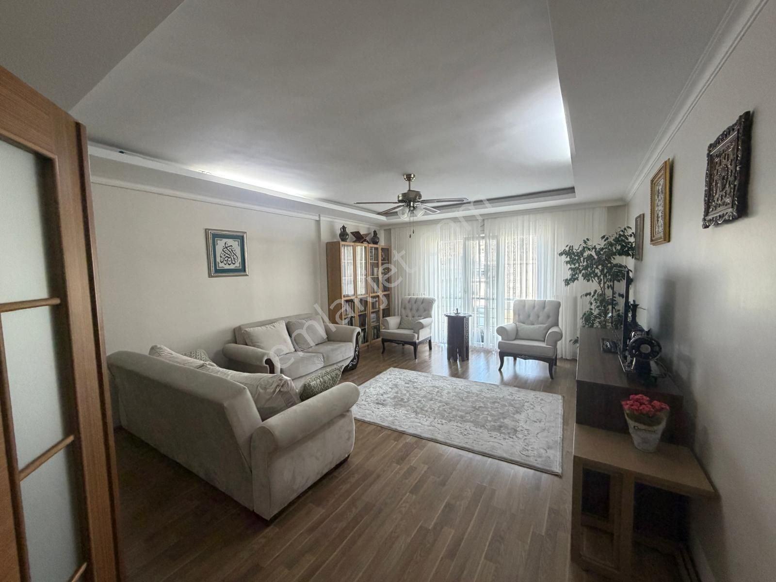 Beylikdüzü Kavaklı Da 2+1 125 M2 Satılık Daire Yeşilyurt Caddesine Çok Yakın - Görsel 12