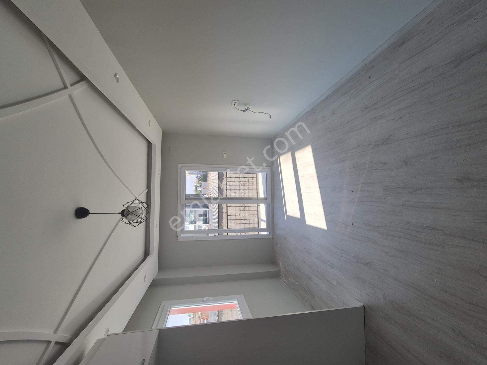 Gültepe'de 2+1 Açık Mutfak 2 Katlı Caddeye Yakın Satılık Daire - Görsel 9