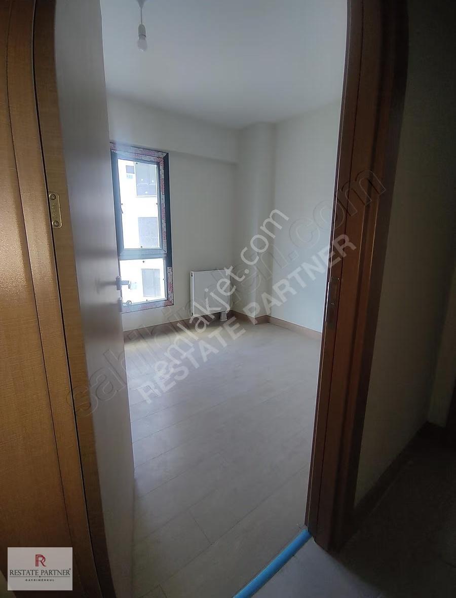 Ataşehir, Yenişehir, İmar İskan,metro Yakın, Kiralık 3+1 - Görsel 13