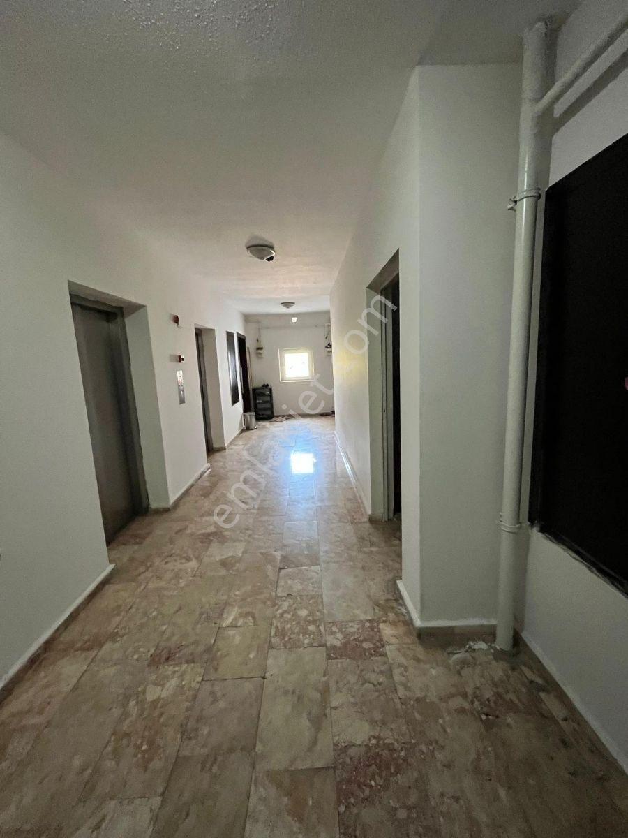 Kiralık Gazi Mah Yüksek Tokilerde 2+1 Asansörlü Doğalgazlı 90 M2 - Görsel 13