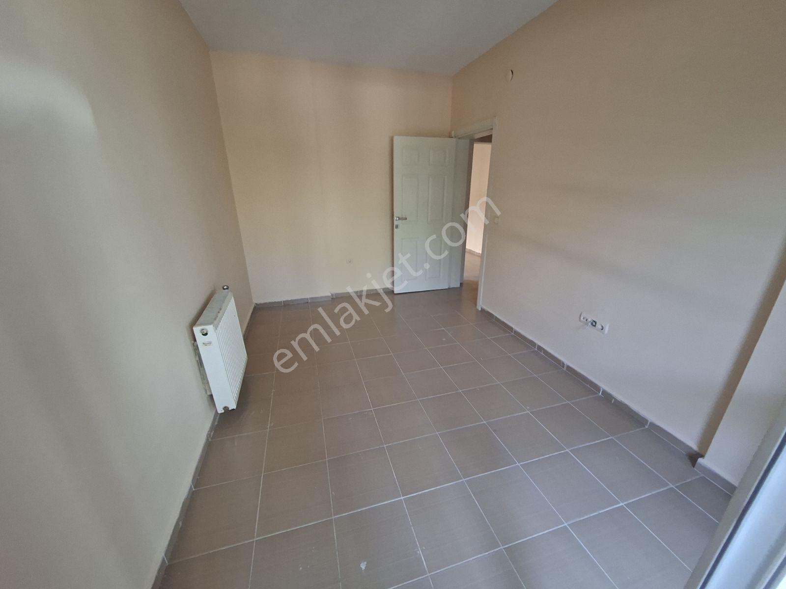 Kiralık Gazi Mah Yüksek Tokilerde 2+1 Asansörlü Doğalgazlı 90 M2 - Görsel 5
