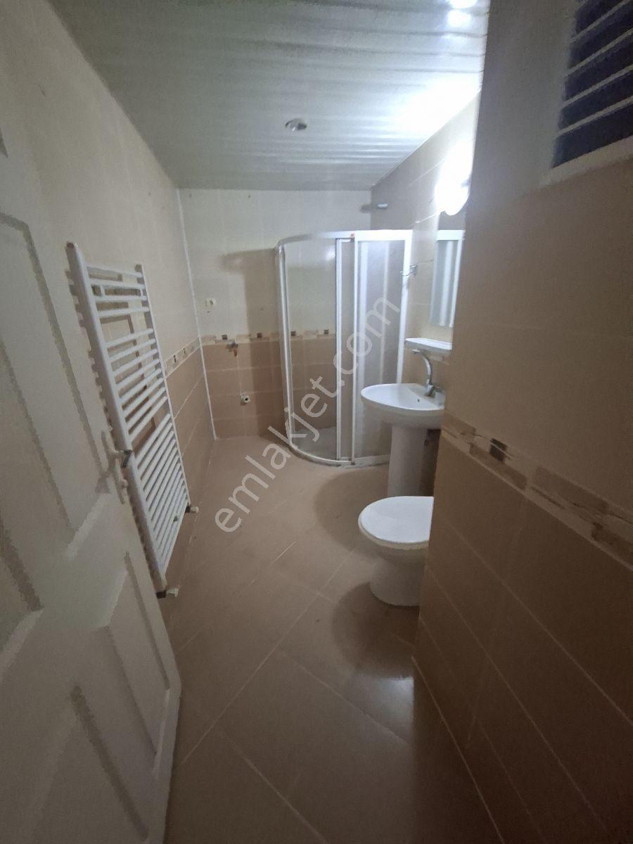 Kiralık Gazi Mah Yüksek Tokilerde 2+1 Asansörlü Doğalgazlı 90 M2 - Görsel 2