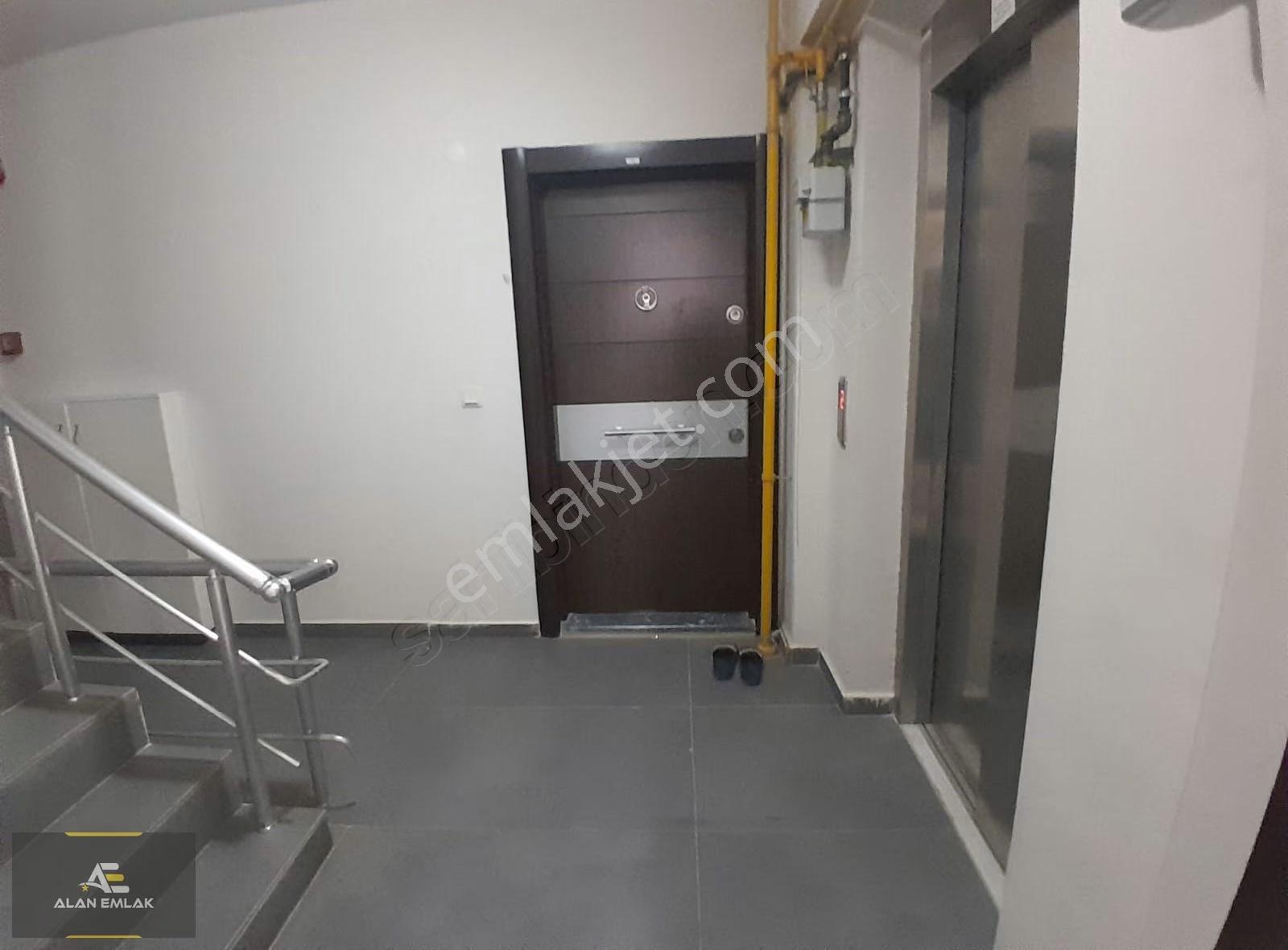 Alan Emlak'tan Kiralık Eşyalı 1+1 Daire - Görsel 10