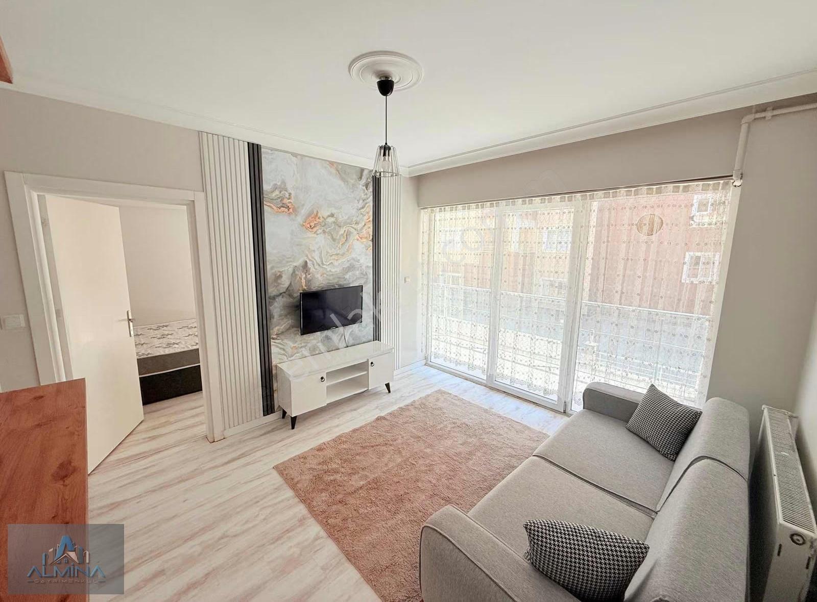 Almina'dan 1+1 Lüks Tasarımlı Geniş M2 Kiralık Daire - Görsel 10