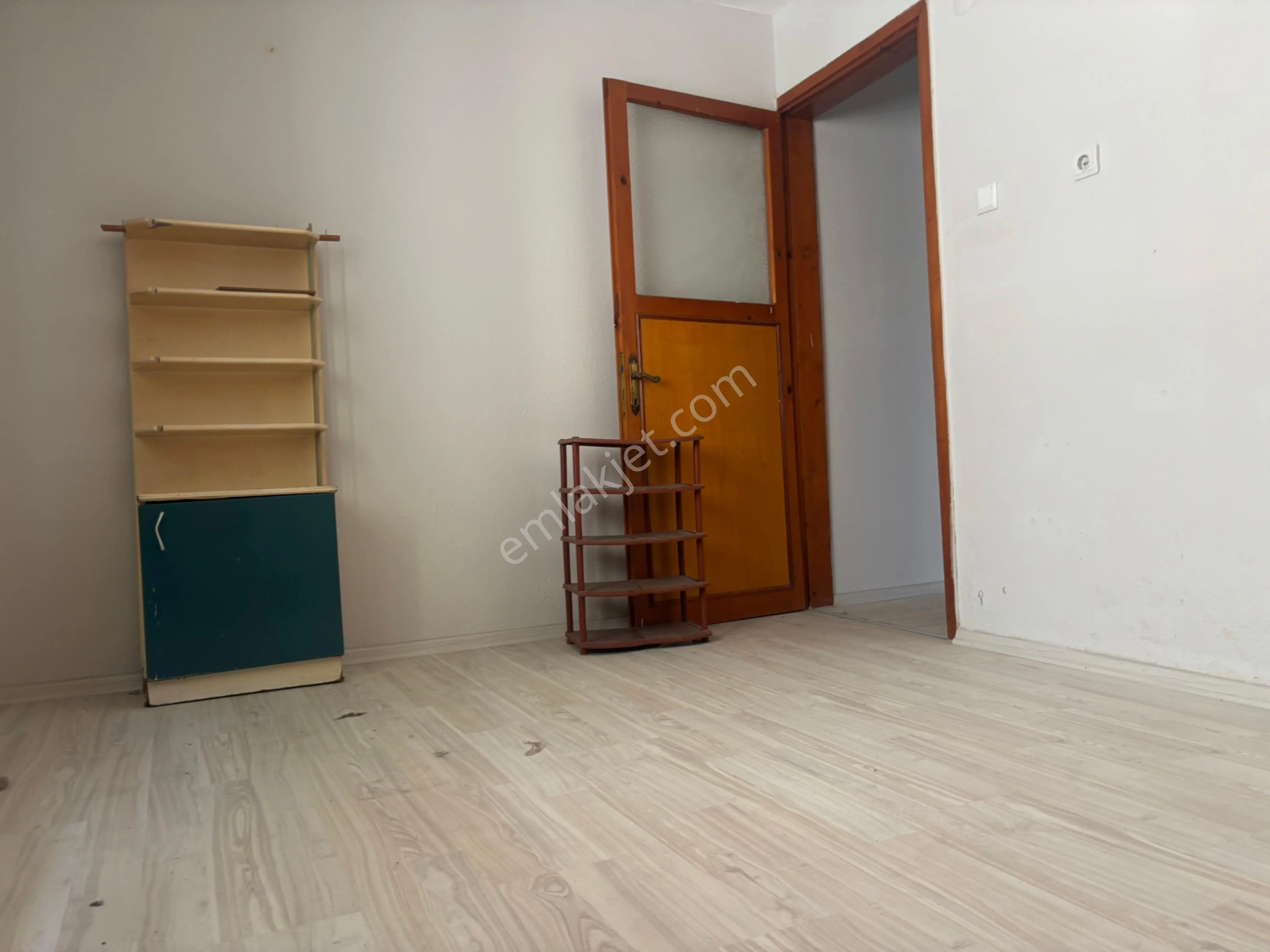 Yeşilyurtta Kiralık 2+1 - Görsel 3