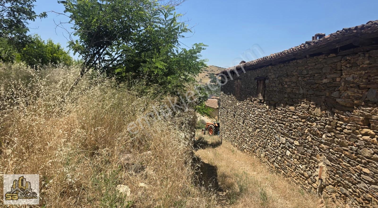 İzmir Tire Sb Emlak Peşrefli Mahallesi'nde Satılık Ev Arsası - Görsel 2