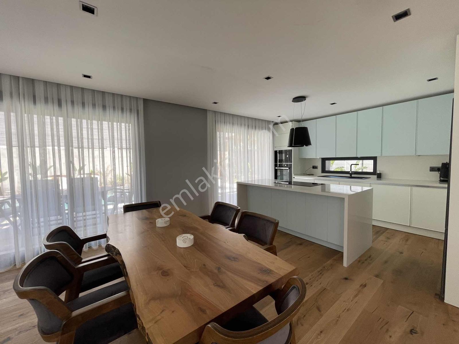 İzmir Çeşme Ayayorgi Denize 300 M Havuzlu Kiralik Villa - Görsel 16