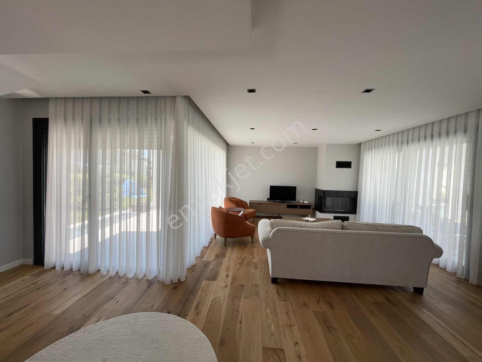 İzmir Çeşme Ayayorgi Denize 300 M Havuzlu Kiralik Villa - Görsel 21