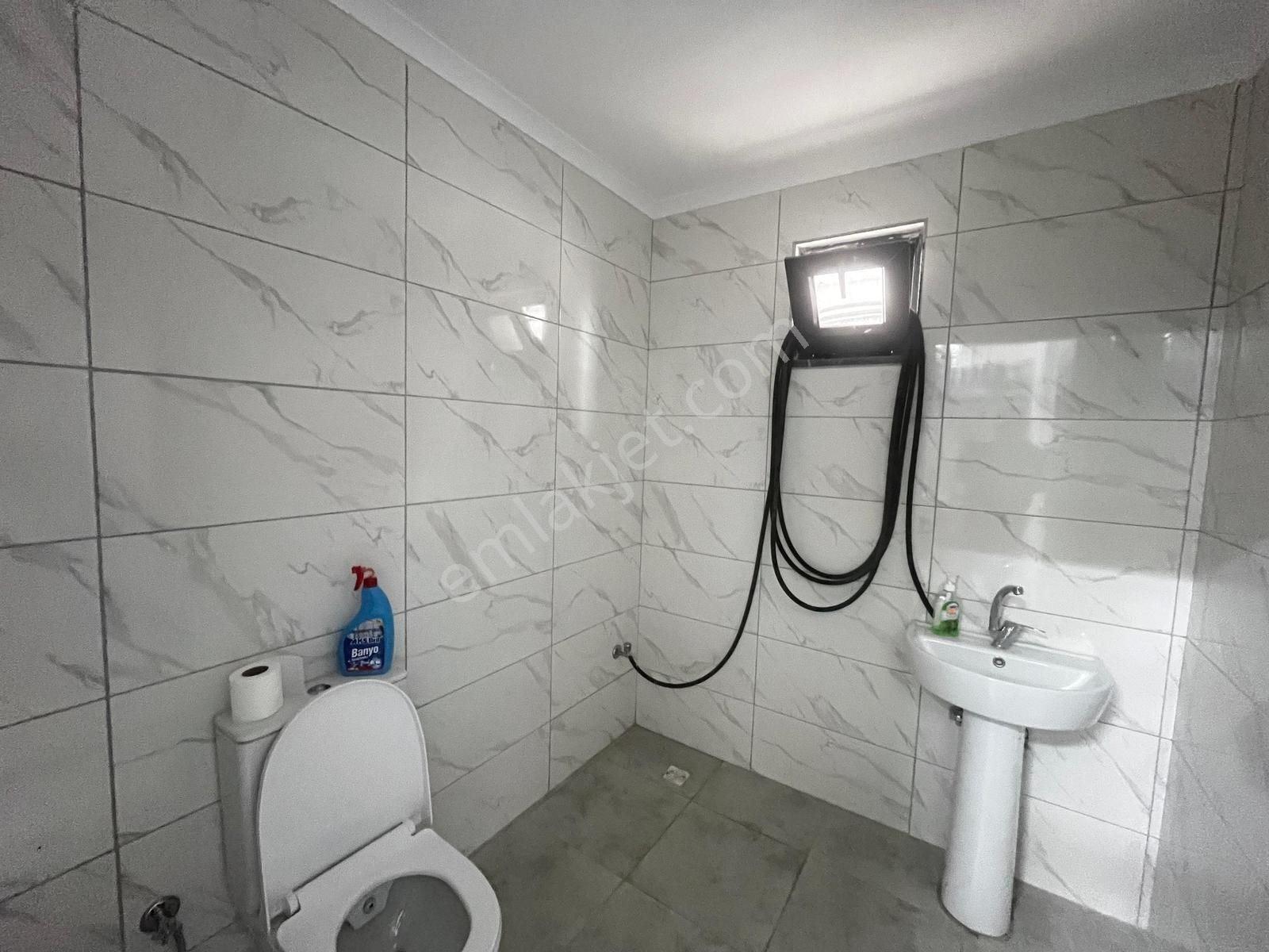 Atatürk Caddesinde Satılık 390 M2 Köşe Başı İskanlı Dükkan - Görsel 14