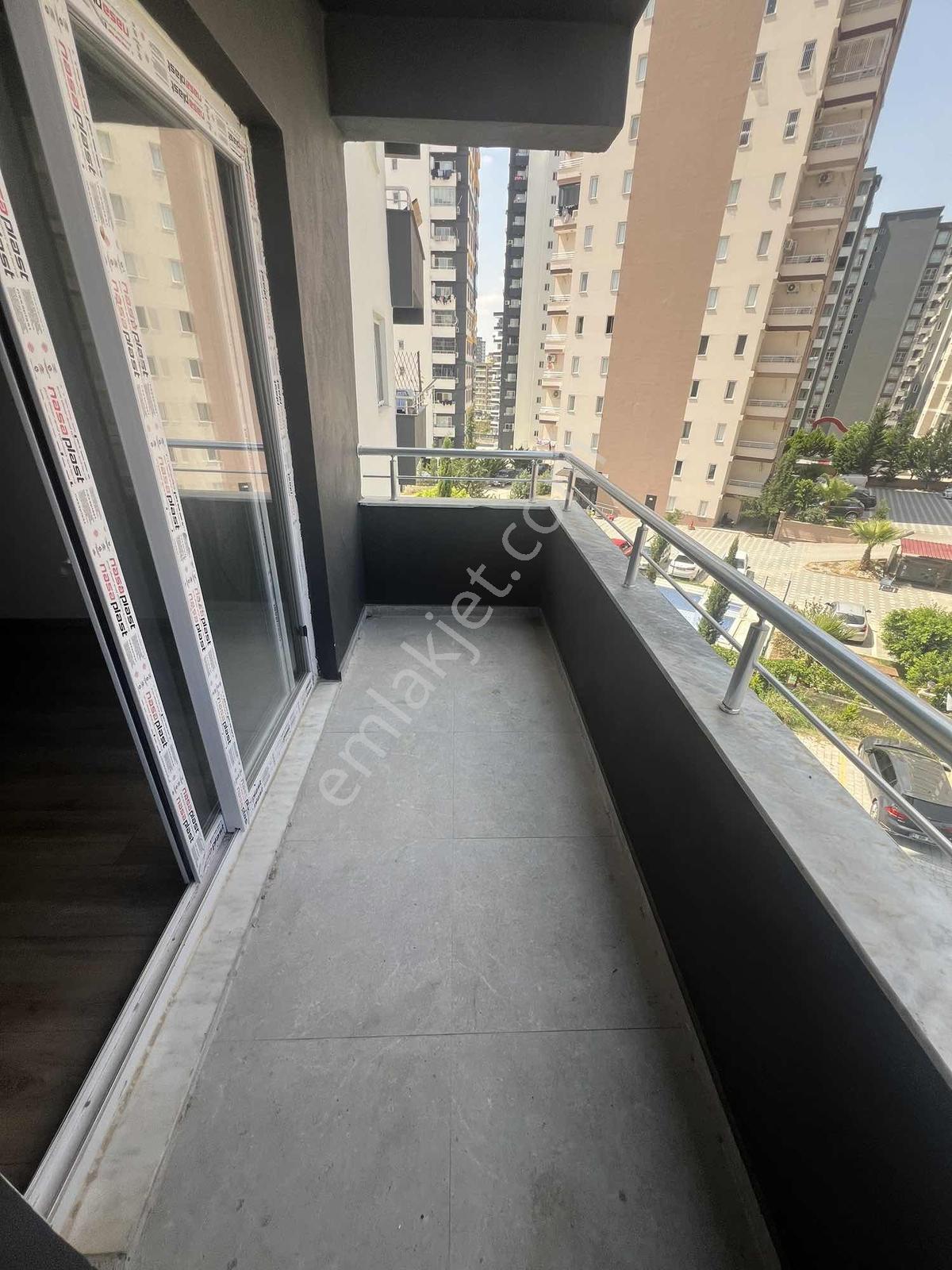 Kulepark~farkıyla~çok~geniş~55~m2net~oturumlu~1+1~lüks~tasarım - Görsel 4