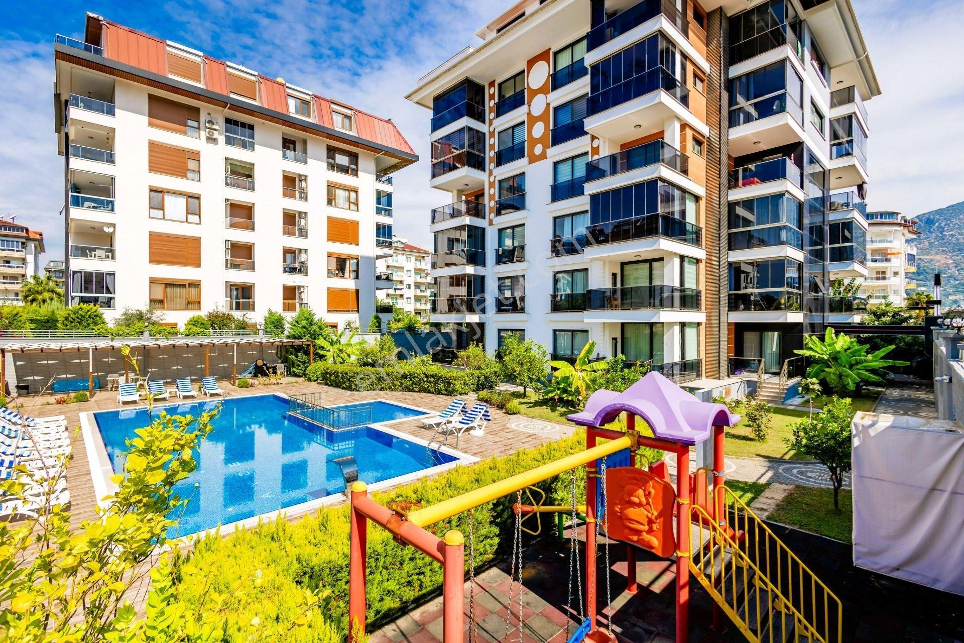 Alanya Kestel Denize 100m Deniz Manzaralı 3+1 Dubleks Satılık Daire