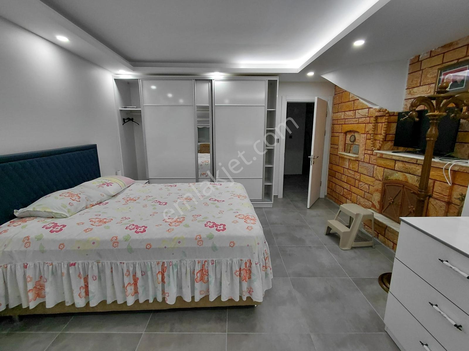 Ayvalık Sarımsaklı Plajına Yürüme Mesafesinde 5+1 Dubleks Villa - Görsel 21