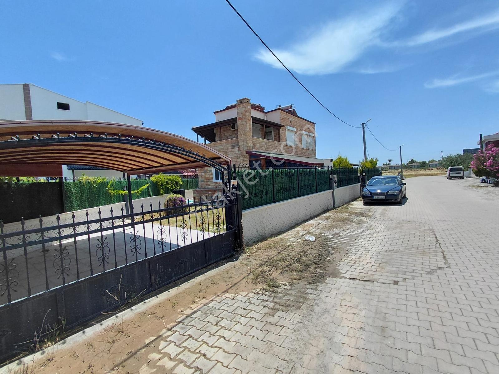 Ayvalık Sarımsaklı Plajına Yürüme Mesafesinde 5+1 Dubleks Villa - Görsel 31