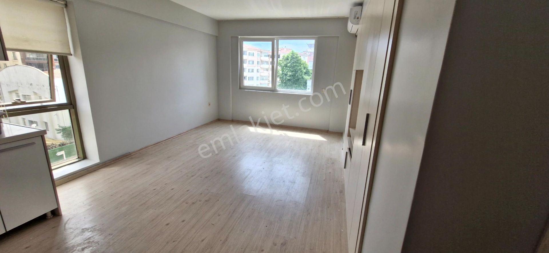 Nilüfer 29 Ekim Mah Arkat-4 Konutlarında Kiralık 1+1 Daire - Görsel 4