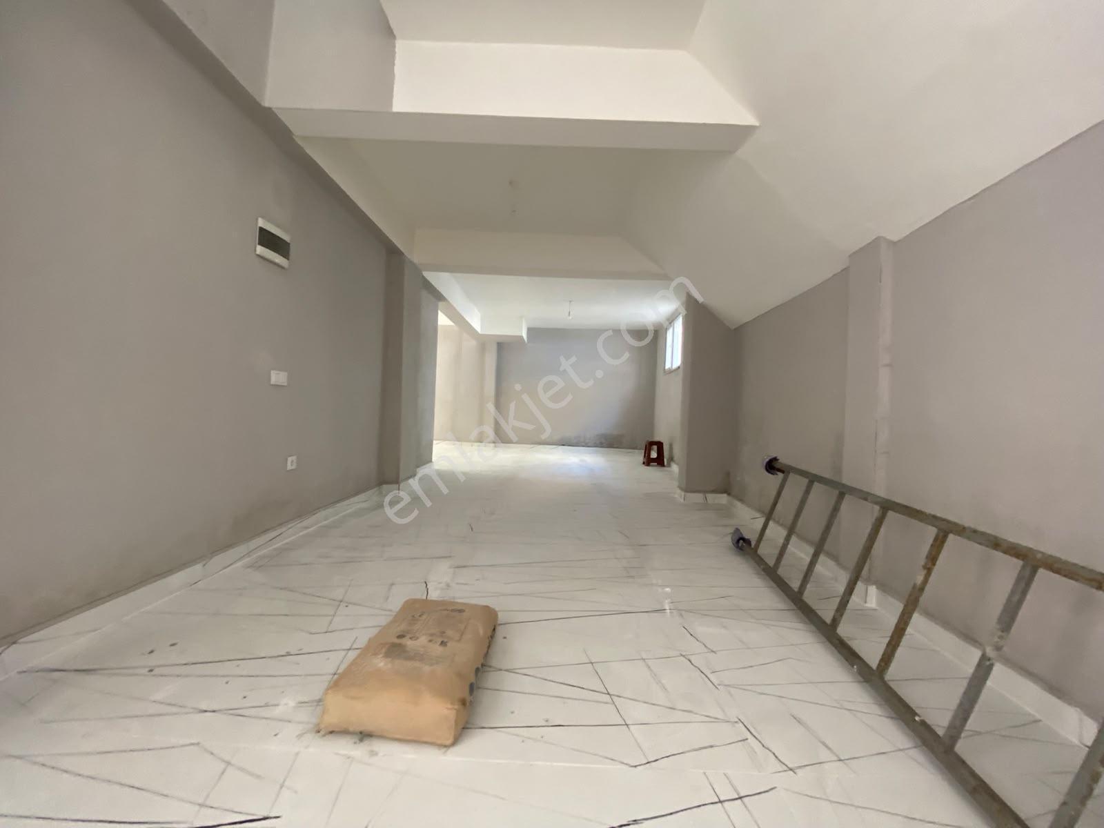 Litros'tan Bağcılar Fevziçakmak Mahallesi 170m² Kiralık Dükkan - Görsel 2
