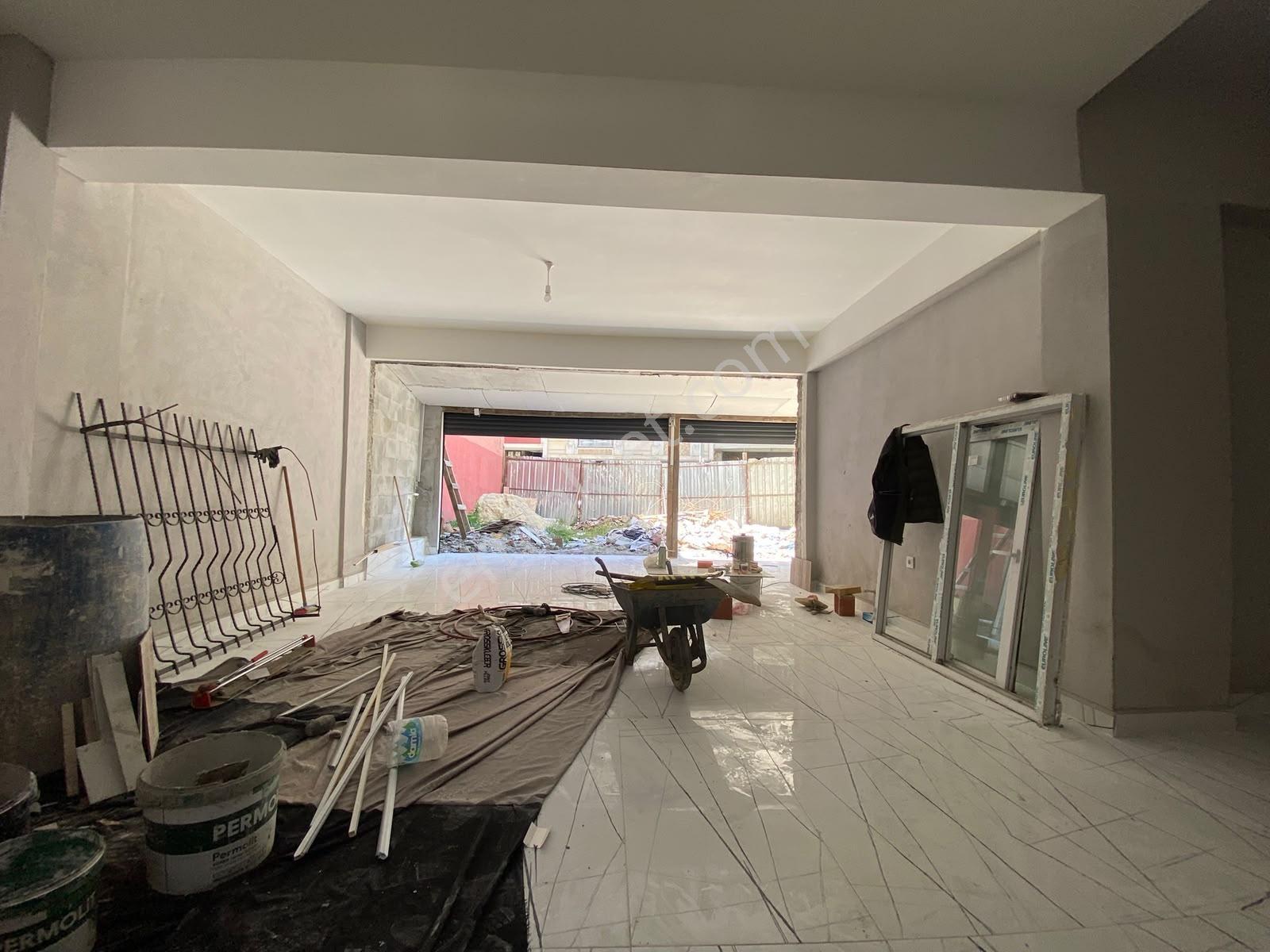 Litros'tan Bağcılar Fevziçakmak Mahallesi 170m² Kiralık Dükkan