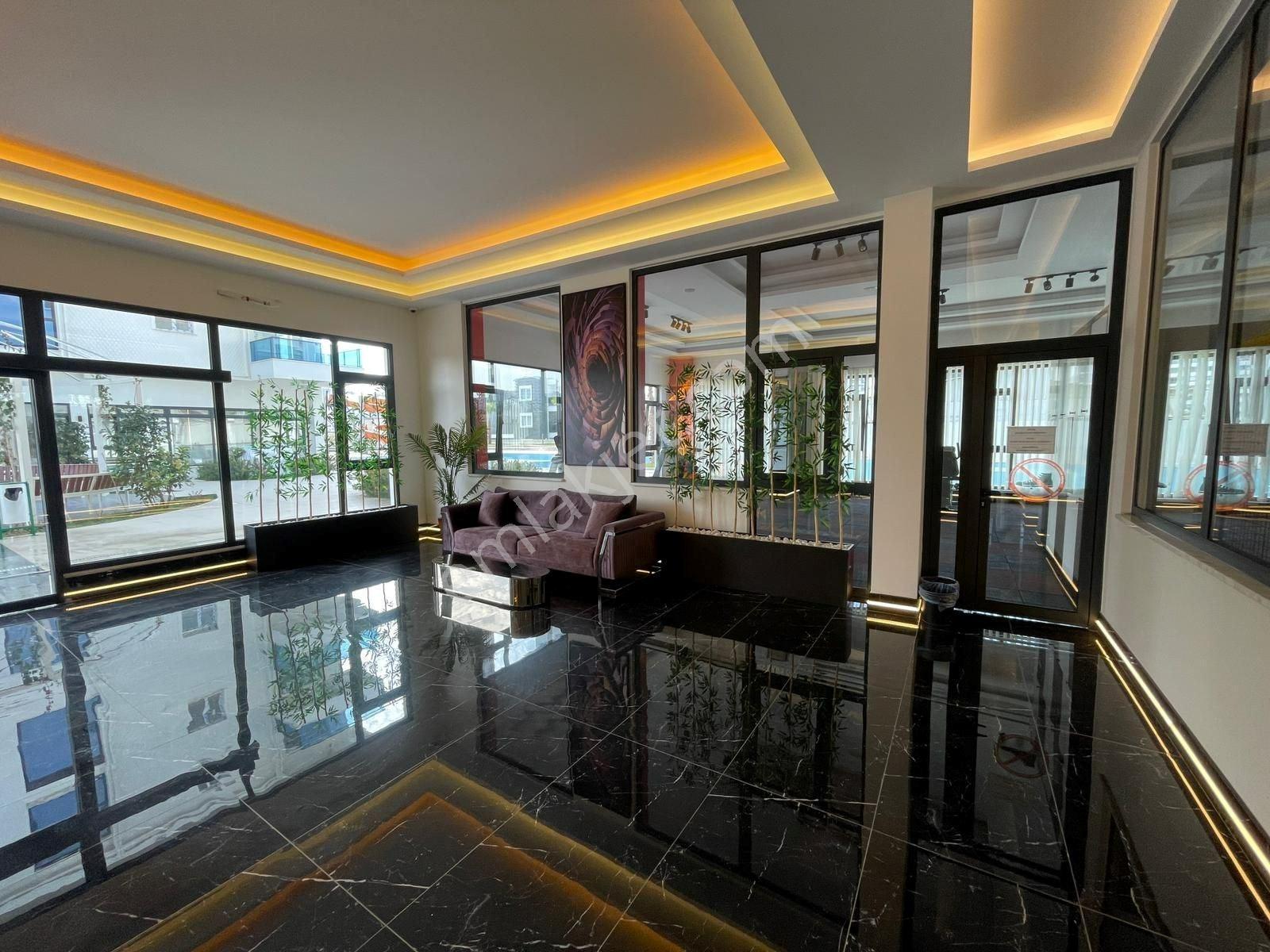 Alanya Mahmutlar'da Otel Konseptli Sitede Full Eşyalı 2+1 Satılık Daire - Görsel 23