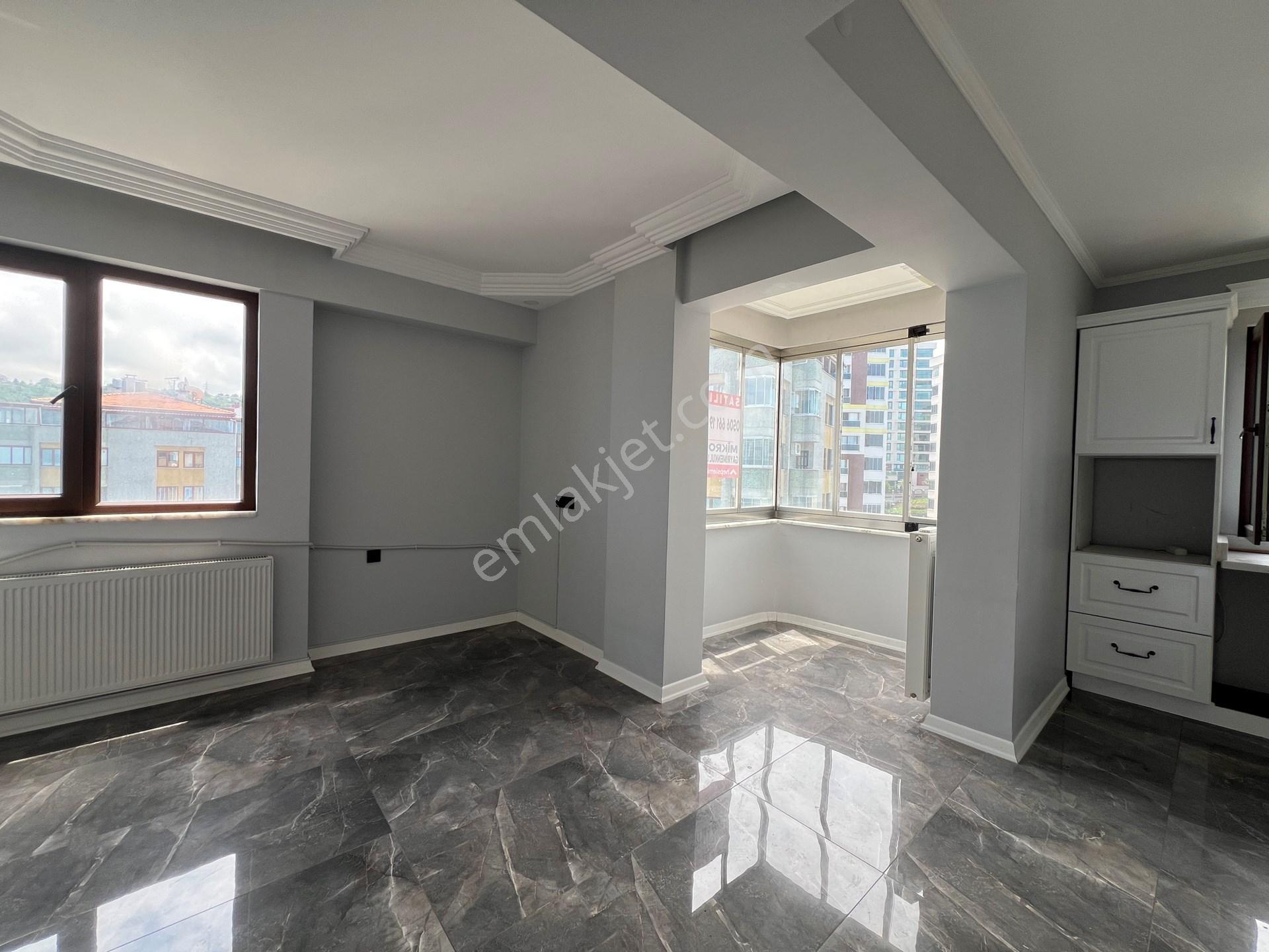 Trabzon Akçaabat Yıldızlı'da Satılık 4+1 Geniş Daire, Deniz Manzaralı, 265 M² - Görsel 10