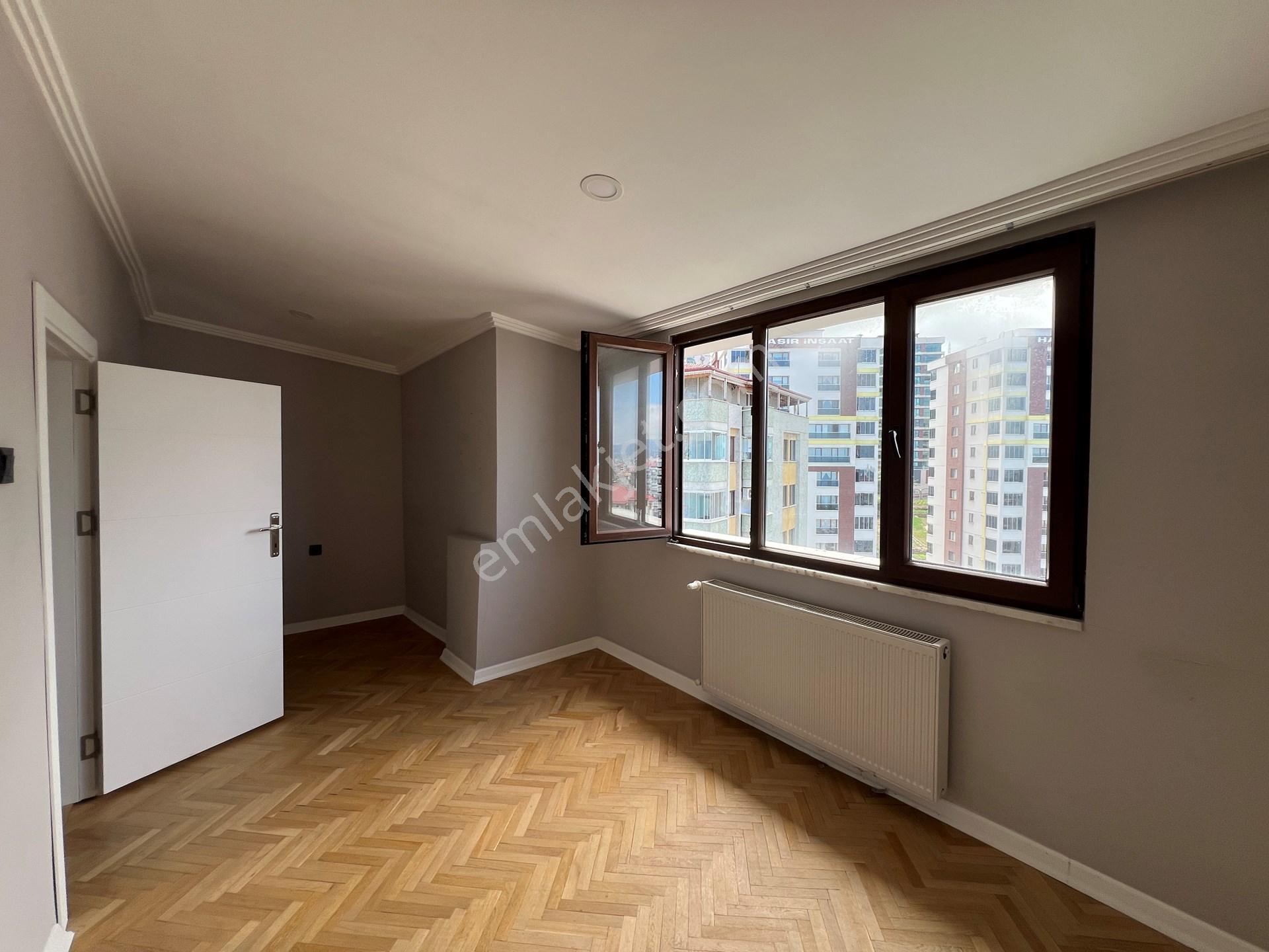 Trabzon Akçaabat Yıldızlı'da Satılık 4+1 Geniş Daire, Deniz Manzaralı, 265 M² - Görsel 18