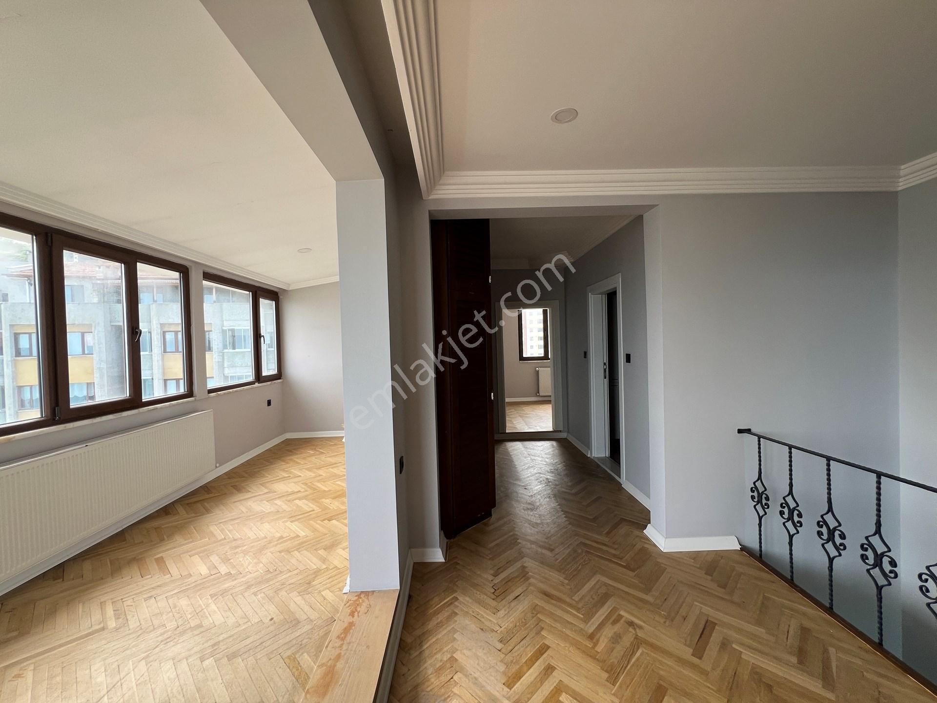 Trabzon Akçaabat Yıldızlı'da Satılık 4+1 Geniş Daire, Deniz Manzaralı, 265 M² - Görsel 21