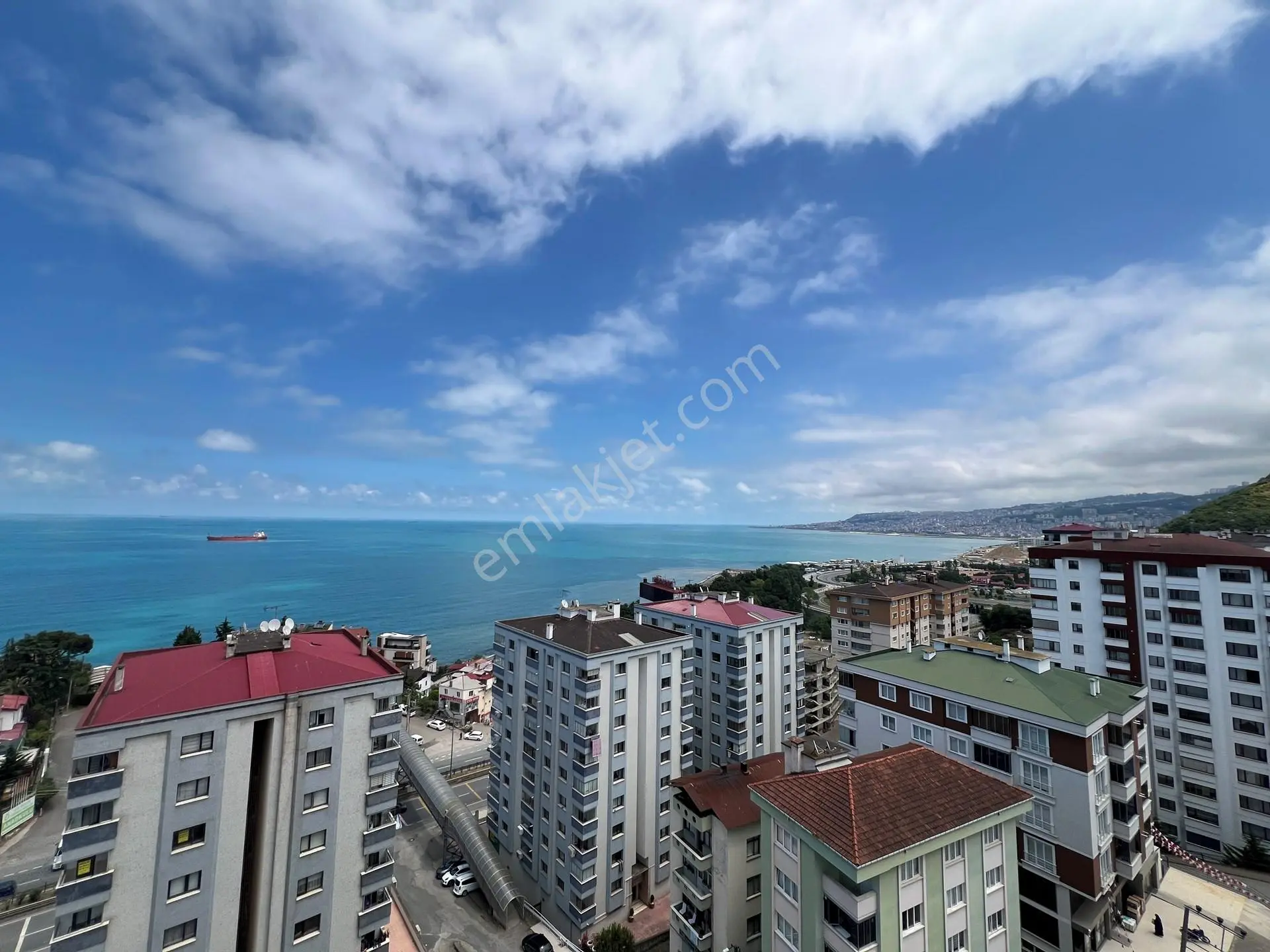 Trabzon Akçaabat Yıldızlı'da Satılık 4+1 Geniş Daire, Deniz Manzaralı, 265 M² - Görsel 3