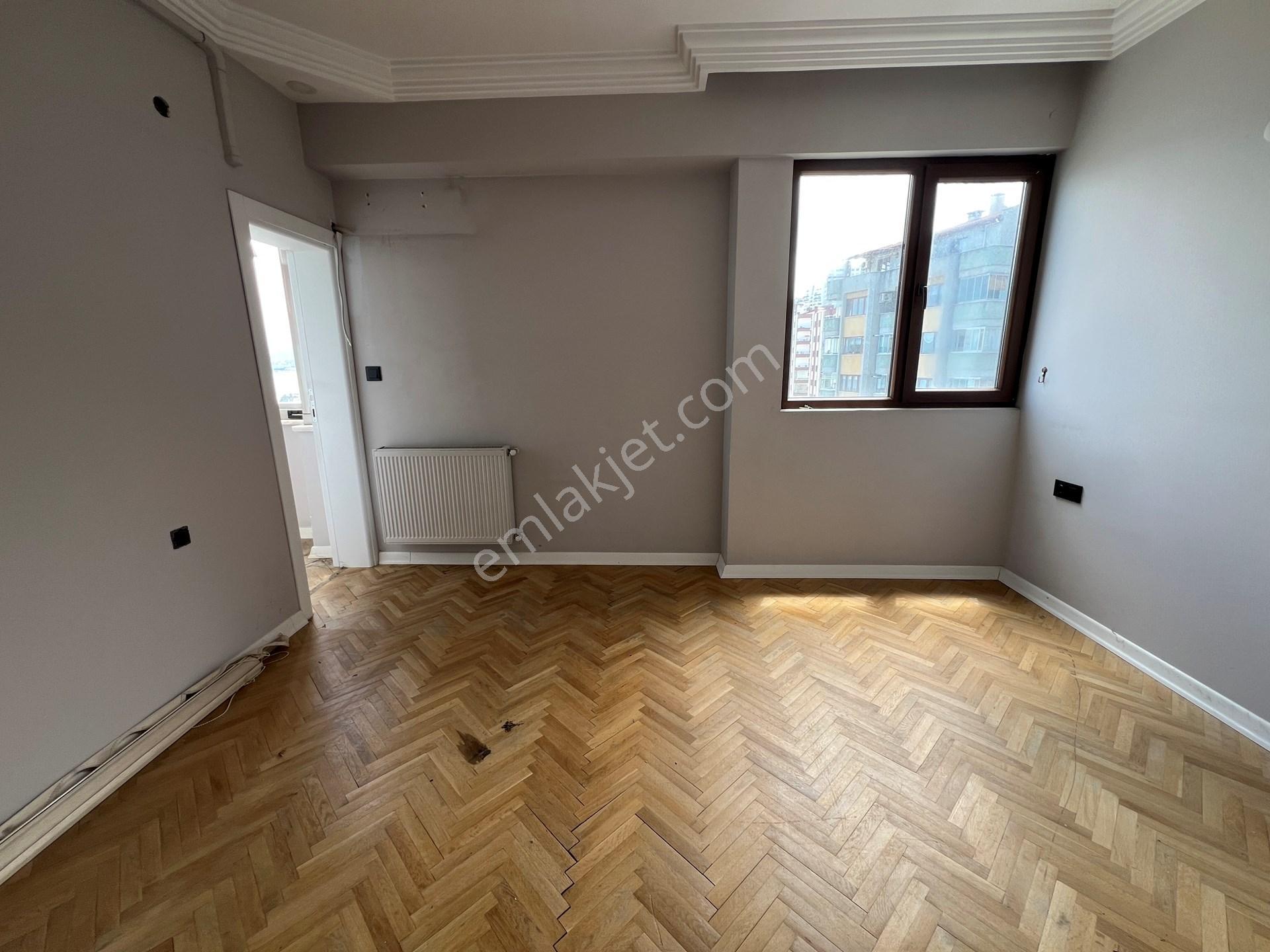 Trabzon Akçaabat Yıldızlı'da Satılık 4+1 Geniş Daire, Deniz Manzaralı, 265 M² - Görsel 9