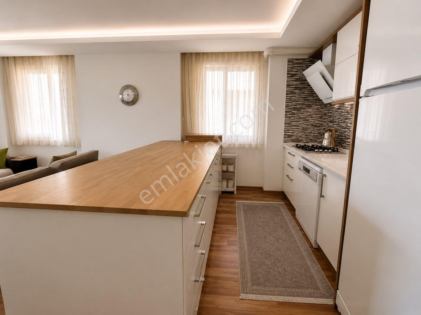 Aydın Kuşadası Satılık Çatı Katı Deniz Manzaralı Daire - Görsel 8