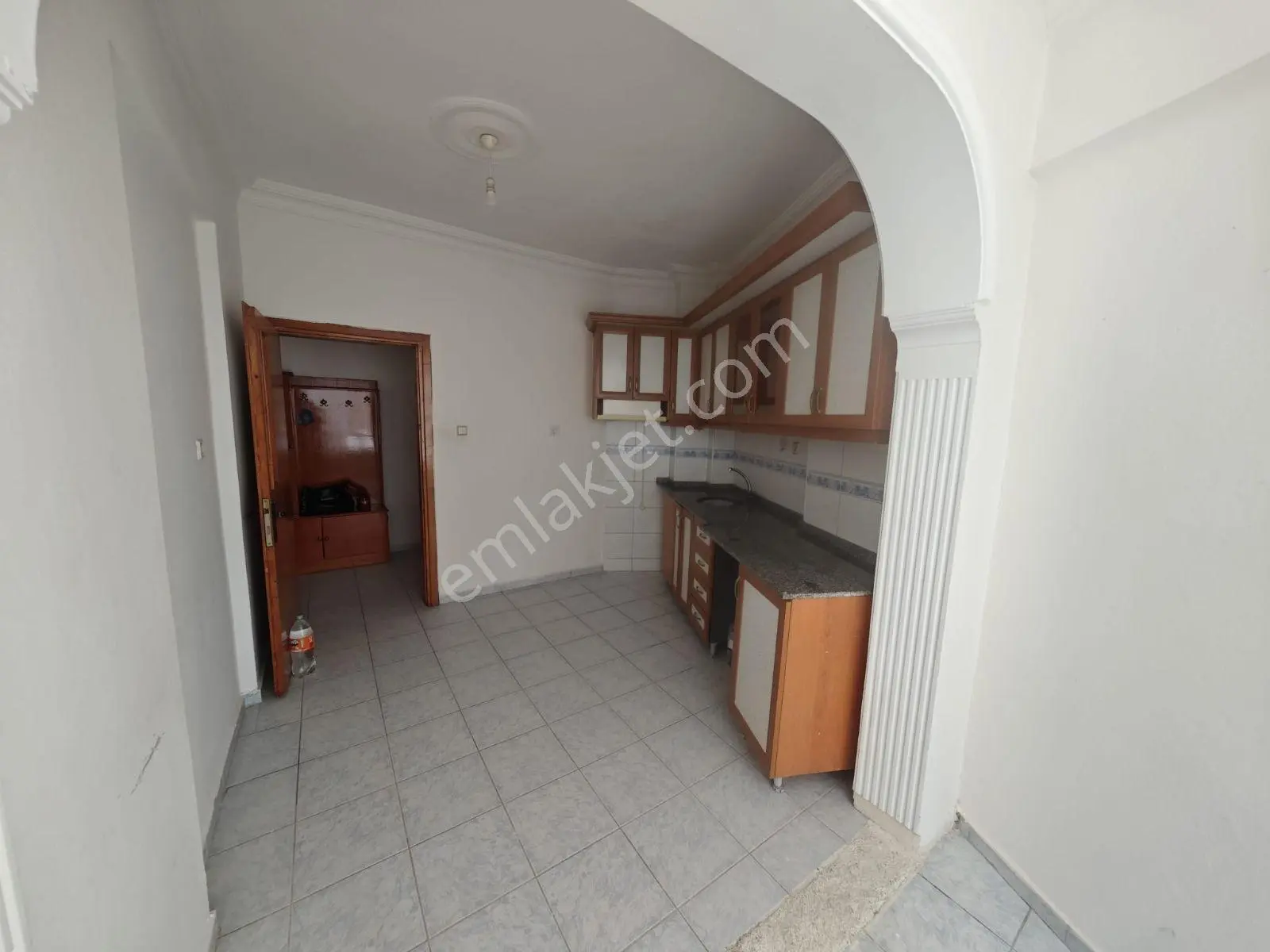 3+1 Site İçerisinde Herşey Ayrı Ebeveyn Banyolu Kiralık Daire - Görsel 2