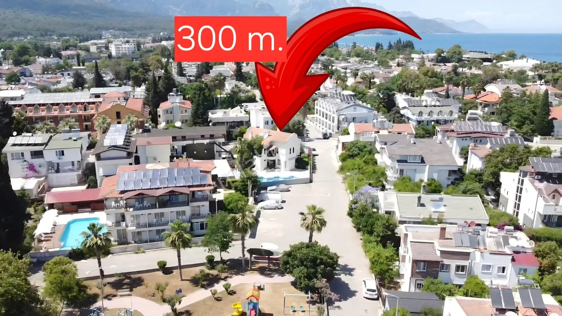 Kemer Merkez'de Denize 300 Metre 5+1 Satılık Havuzlu Villa, 260 M² - Görsel 2