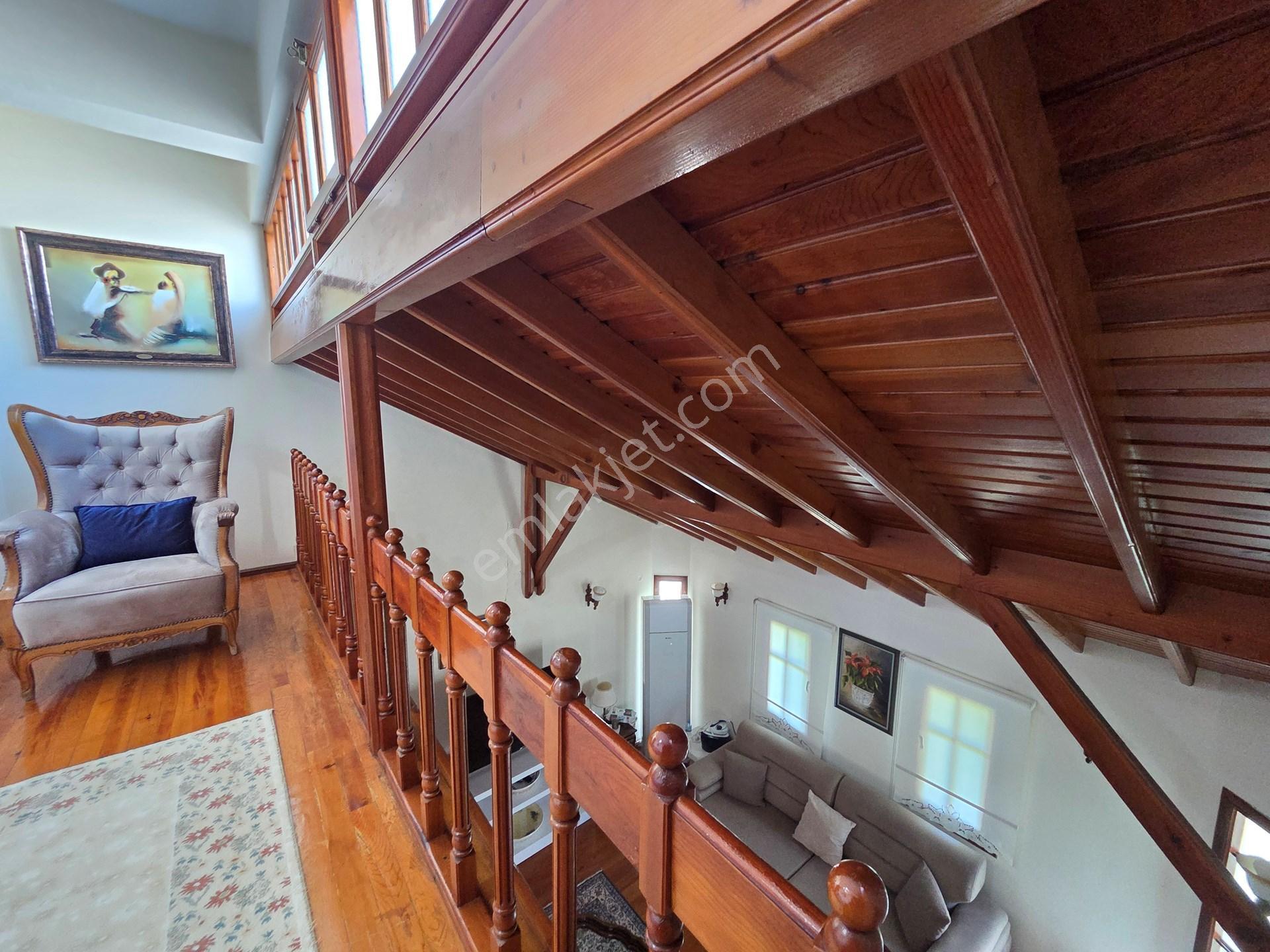 Kemer Merkez'de Denize 300 Metre 5+1 Satılık Havuzlu Villa, 260 M² - Görsel 31