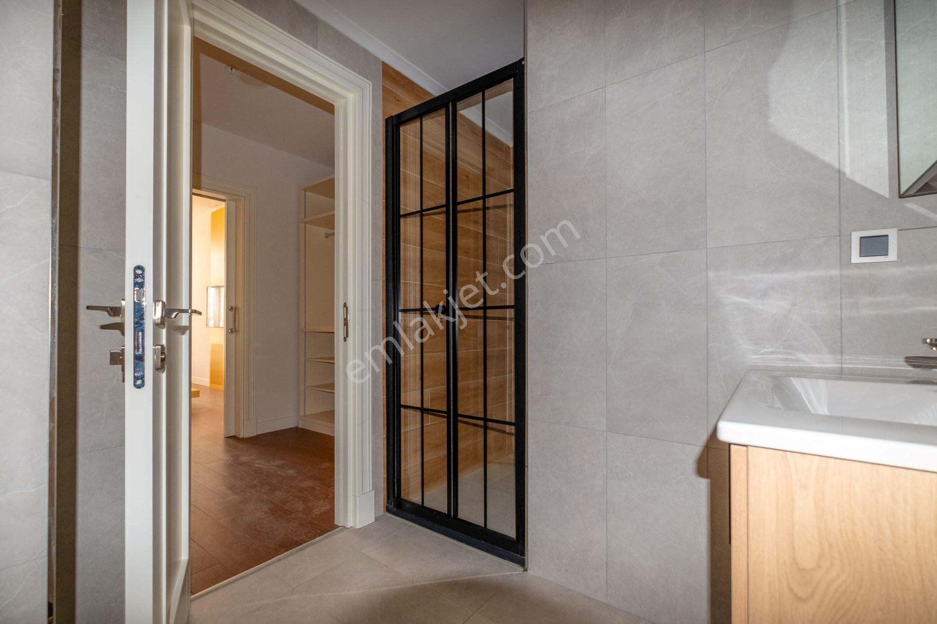 Florya E5 Cepheli Prestijli Plazada Lüks Home Office - Görsel 8
