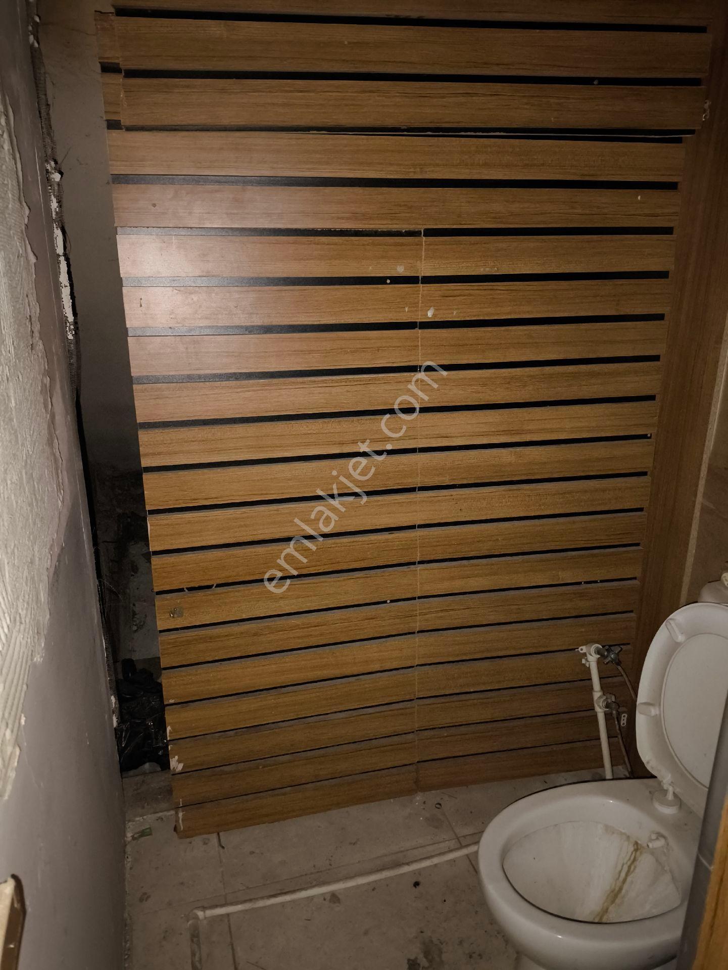 Alaşehir Sarıkız Meydaninda Kiralık Dükkan Mağaza - Görsel 13
