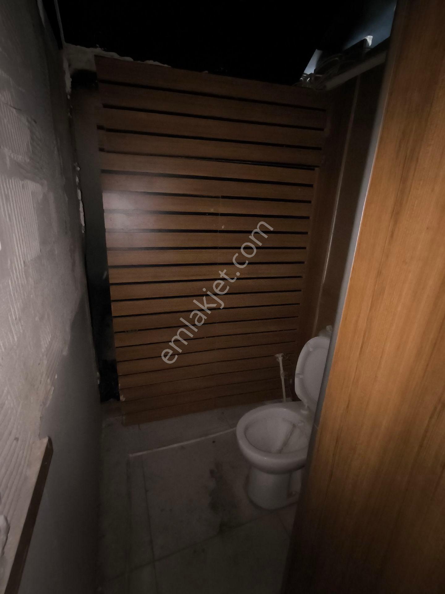 Alaşehir Sarıkız Meydaninda Kiralık Dükkan Mağaza - Görsel 12
