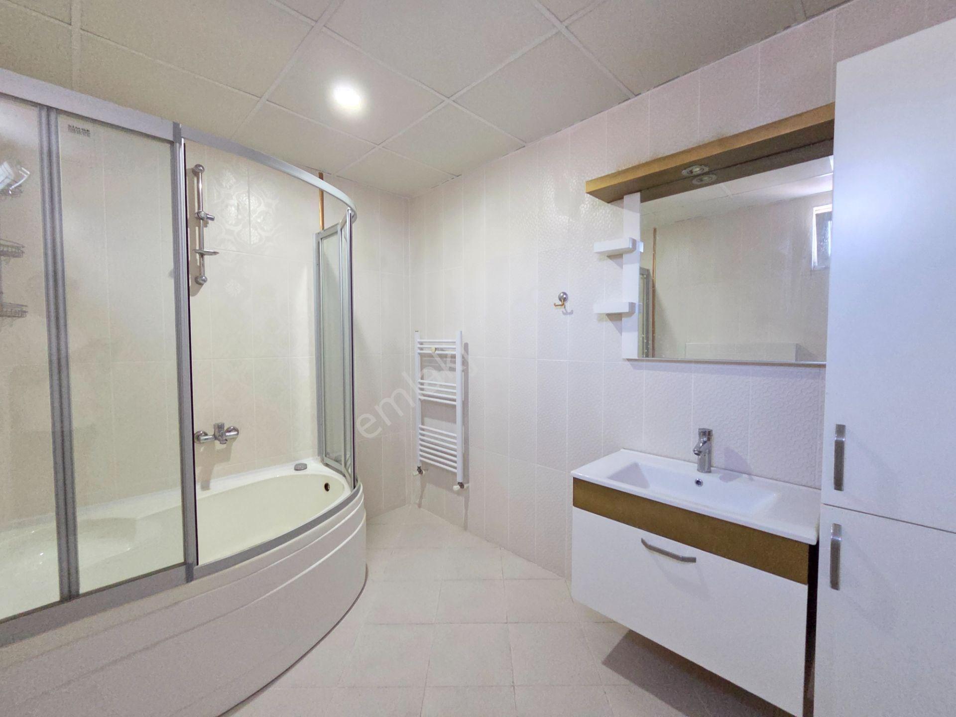 Türk Emlak Ofisinden Site İçerisinde Kiralık Lüx 3+1 Dublex - Görsel 21
