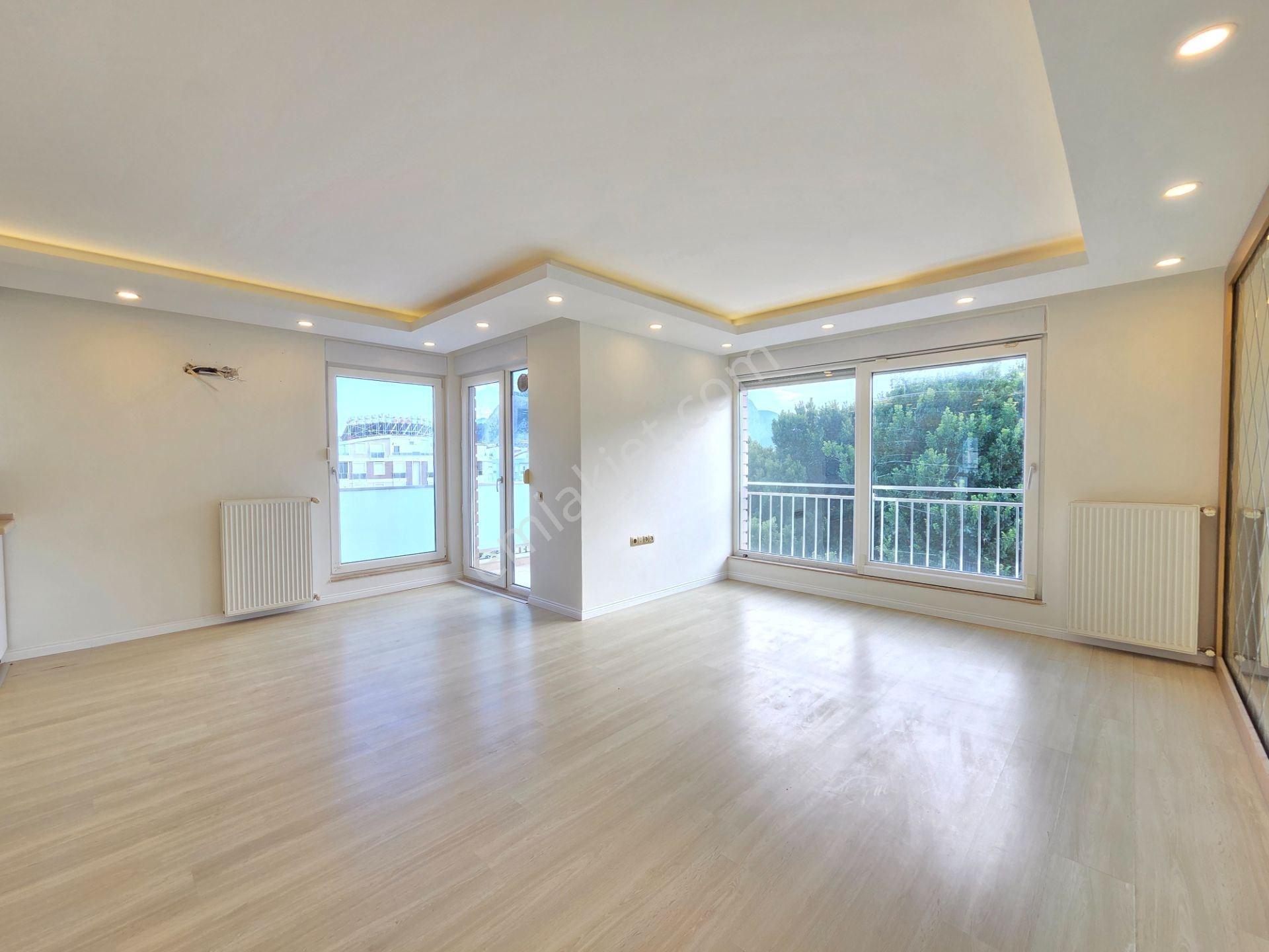 Türk Emlak Ofisinden Site İçerisinde Kiralık Lüx 3+1 Dublex - Görsel 31