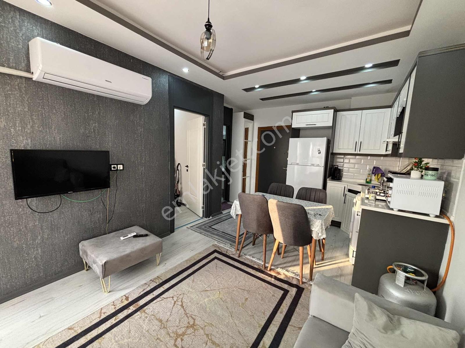 Bulvar Üzeri Az Katlı 1+1 Lüx İşçilik Balkonlu Eşyalı Kiralık - Görsel 11