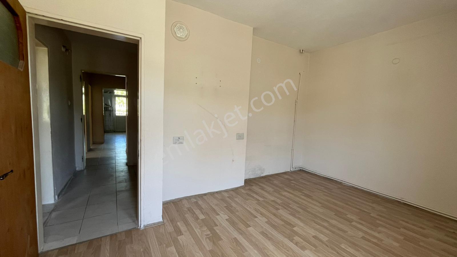 Ayazmana Mahallesi Cadde Üzerinde Asansörlü Kiralık 3+1 Daire - Görsel 7