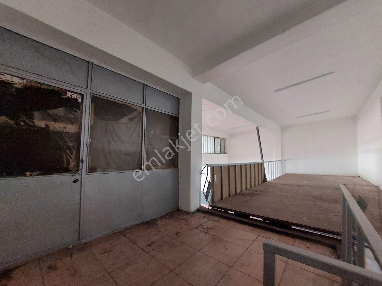 Yeni Sanayide Kiralık Asma Katlı Dükkan - Görsel 4