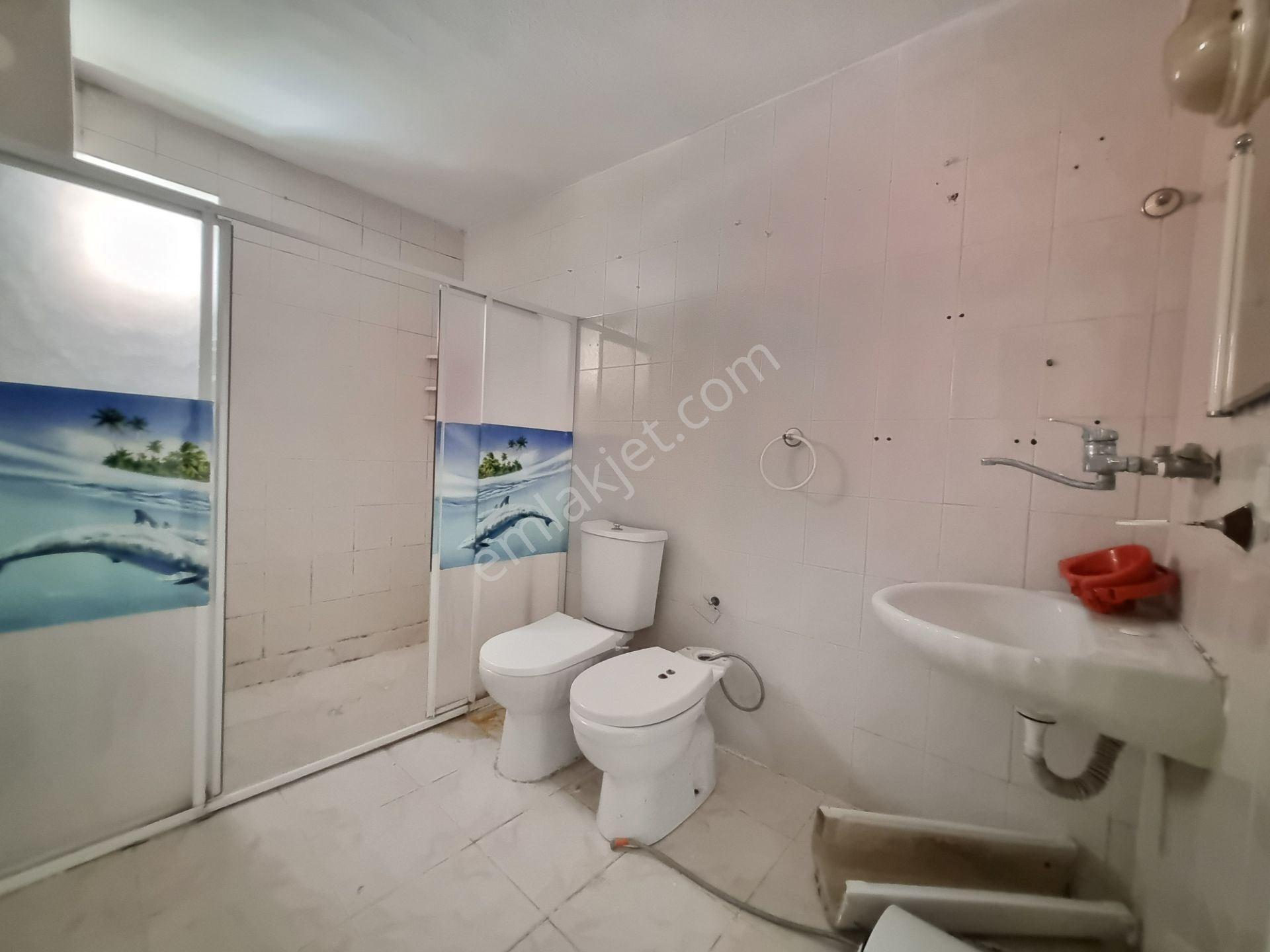 Kuşadası Davutlar Merkezde Satılık Ayrı Mutfak 2+1 Daire - Görsel 13
