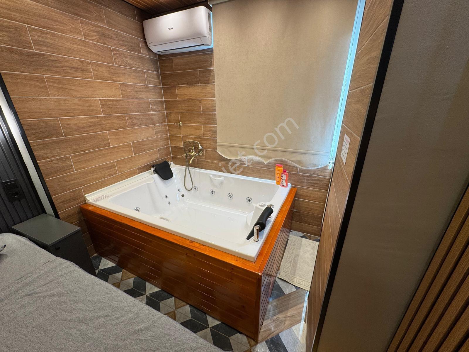 Espark Yanı-klimalı-youtube+netflix Jakuzili-royal Apart Otel- - Görsel 6