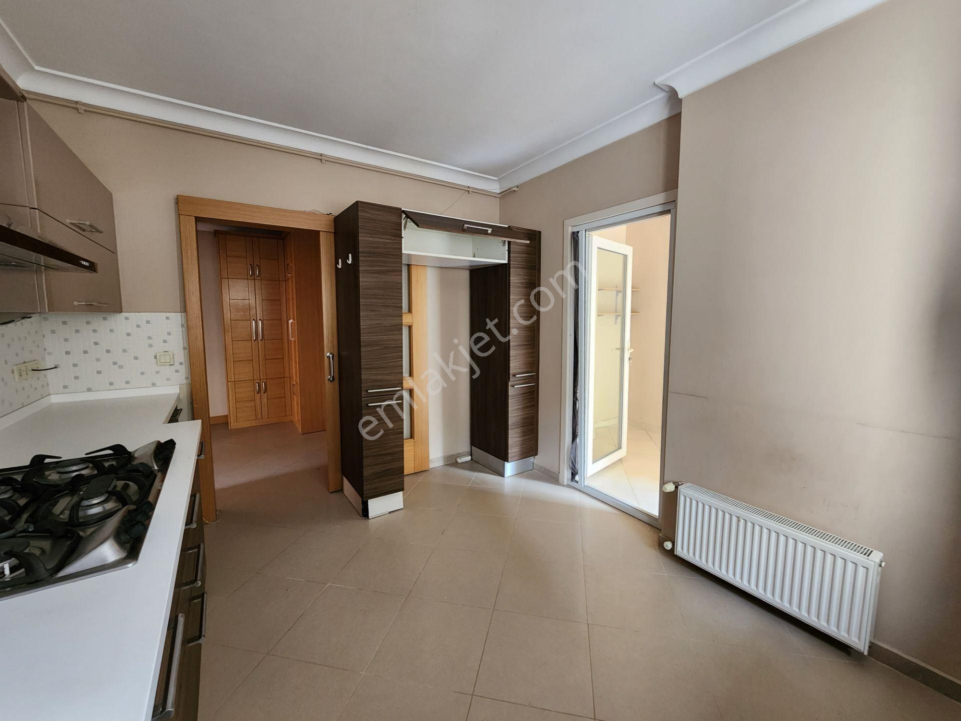 Göztepe Taşmektep Sakin Bölgede Peyzaj Manz. Kiralık 4+1 Daire - Görsel 10